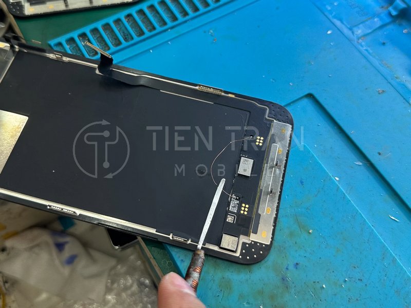 iPhone 13 Pro Max Lỗi Màn Hình ? Nguyên Nhân - Khắc Phục
