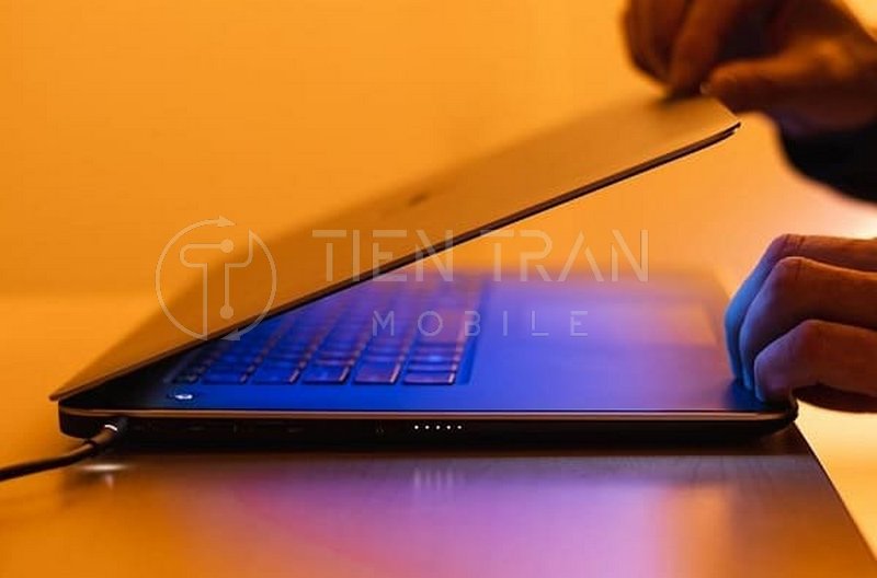 Tắt Màn Hình Laptop: Bí Quyết Tiết Kiệm Pin
