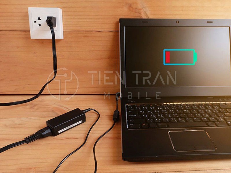 Laptop Bật Không Lên Màn Hình: Nguyên Nhân & Giải Pháp