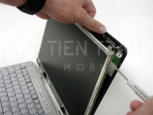 Khắc Phục Màn Hình Laptop Bị Giật: Giải Pháp Tối Ưu