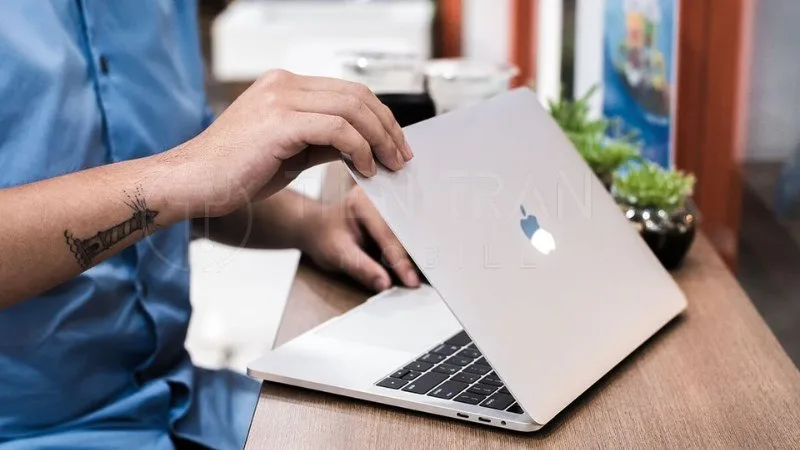 Cách Kiểm Tra MacBook Cũ Trước Khi Mua Đúng Chuẩn 2025