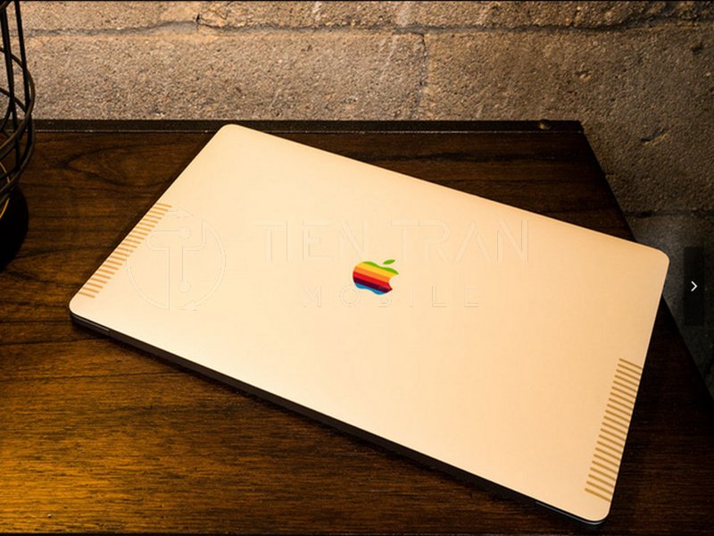 Trang Trí MacBook Pro Đẹp, Độc, Không Đụng Hàng 14 Trang Trí MacBook Pro Đẹp, Độc, Không Đụng Hàng