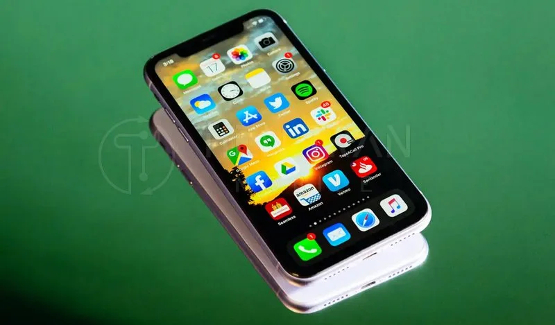 Cách Nhận Biết Màn Hình iPhone Zin Cực Dễ 2025