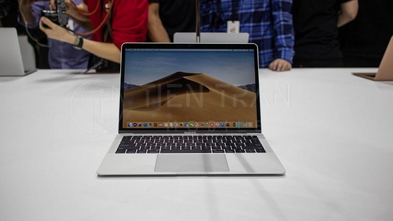Đánh Giá MacBook Air 2018: Hiệu Năng Thực Tế Sau 6 Năm 13 Đánh Giá MacBook Air 2018: Hiệu Năng Thực Tế Sau 6 Năm