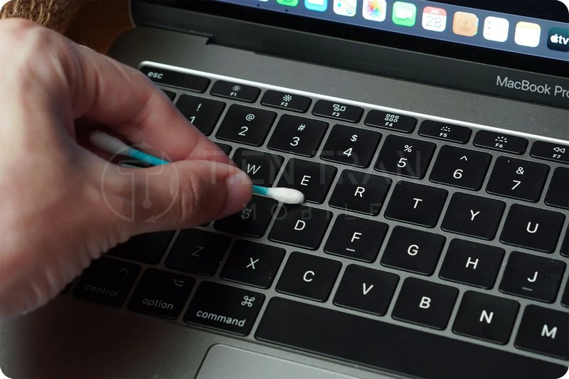 Vệ Sinh Bàn Phím MacBook Đúng Cách An Toàn Và Hiệu Quả 11 Vệ Sinh Bàn Phím MacBook Đúng Cách An Toàn Và Hiệu Quả
