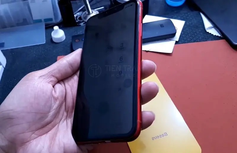 Cách Bật Tính Năng Chống Nhìn Trộm Trên iPhone Đơn Giản Nhất 9 Cách Bật Tính Năng Chống Nhìn Trộm Trên iPhone Đơn Giản Nhất