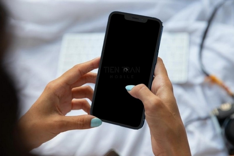 Điện Thoại Tự Nhiên Tắt Nguồn Mở Không Lên? Cách Xử Lý 12 Điện Thoại Tự Nhiên Tắt Nguồn Mở Không Lên? Cách Xử Lý