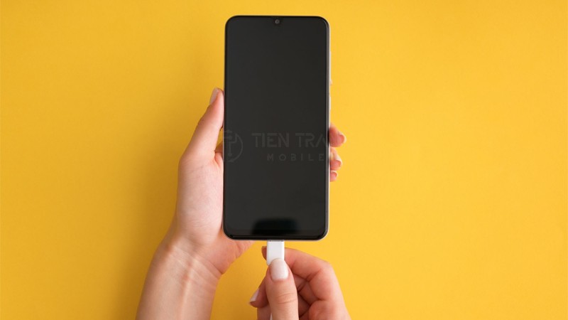 Điện Thoại Tự Nhiên Tắt Nguồn Mở Không Lên? Cách Xử Lý 15 Điện Thoại Tự Nhiên Tắt Nguồn Mở Không Lên? Cách Xử Lý