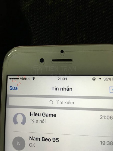 Màn Hình iPhone Bị Phản Quang Là Gì? Cách Khắc Phục 2025 14 Màn Hình iPhone Bị Phản Quang Là Gì? Cách Khắc Phục 2025