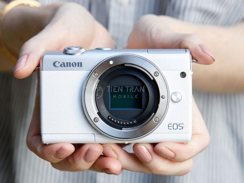 Máy Ảnh Canon EOS M200 Kèm Lens 15-45mm IS STM 7 Máy Ảnh Canon EOS M200 Kèm Lens 15-45mm IS STM