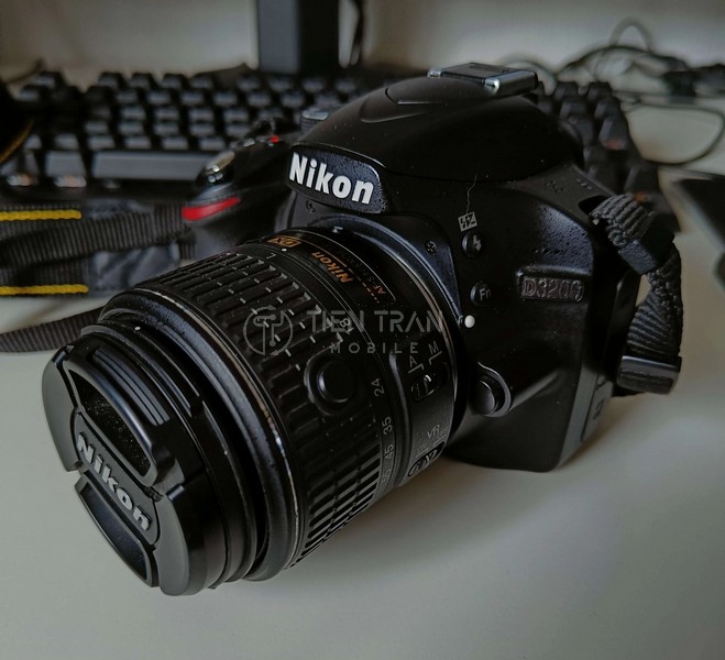 Máy Ảnh Nikon D3200 Kèm Lens Nikon AF-S DX 18-55 mm f/3.5-5.6G Và Pin 9 Máy Ảnh Nikon D3200 Kèm Lens Nikon AF-S DX 18-55 mm f/3.5-5.6G Và Pin