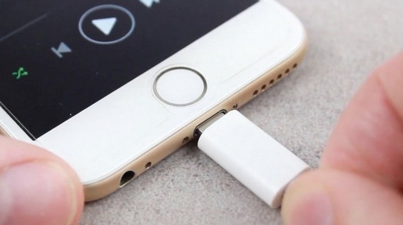 iPhone Không Nhận Tai Nghe Lightning? Cách Sửa Nhanh 100%