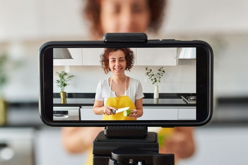 Hướng Dẫn Quay Video 4K Bằng iPhone Đẹp Như Chuyên Gia