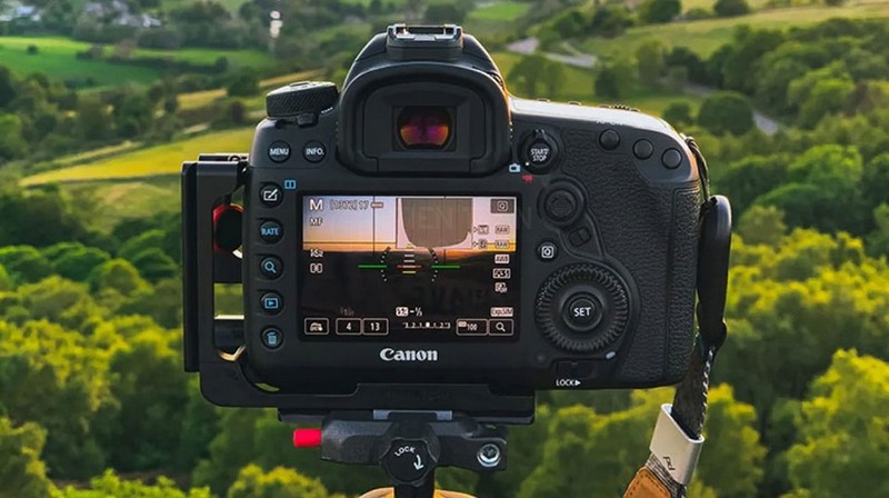 Máy Ảnh DSLR Là Gì? Dòng Máy Ảnh Kinh Điển 11 Máy Ảnh DSLR Là Gì? Dòng Máy Ảnh Kinh Điển
