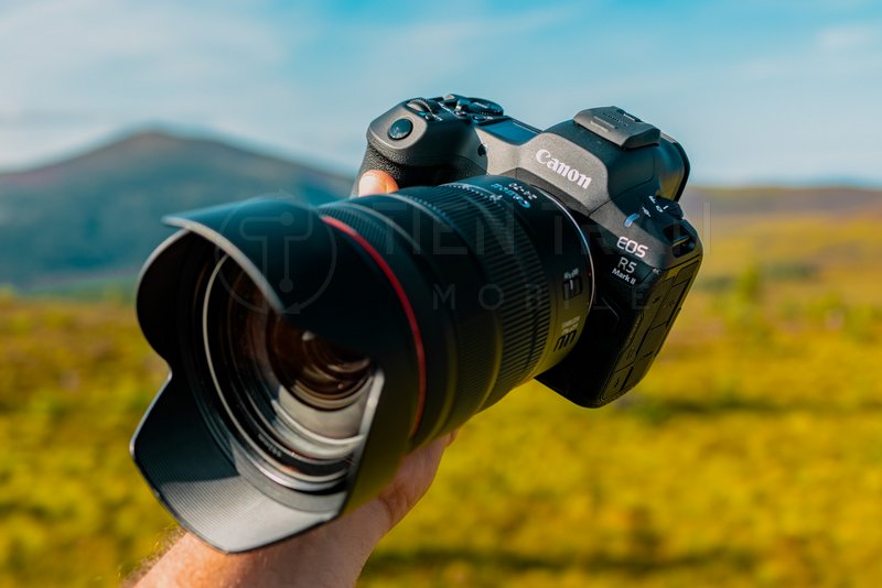 Canon R5 Giá: Cập Nhật Mới Nhất 2026, Có Đáng Xuống Tiền ?