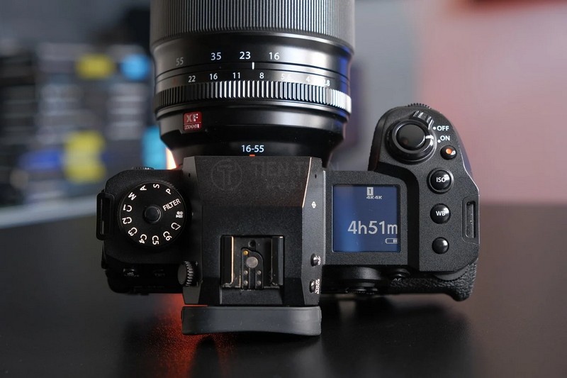 Đánh Giá Fujifilm X-H2: Máy Ảnh APS-C 40MP Quay 8K Đỉnh Cao Thẻ mô tả 12 Thiết kế thân máy – Bền bỉ và chuyên nghiệp