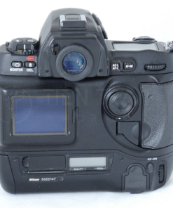 Đánh Giá Thiết Kế Và Khả Năng Hoạt Động Của Nikon D1