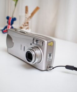 Ricoh RR10: Máy Ảnh Y2K Tích Hợp MP3 (CCD 2.1MP, Zoom 2X)