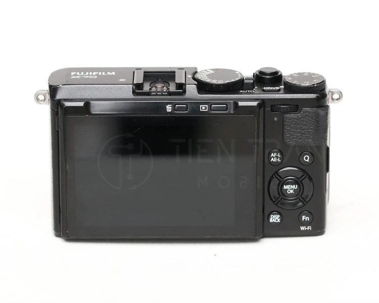 Fujifilm X70 – Compact APS-C | 28mm F2.8 | Màn Hình Lật