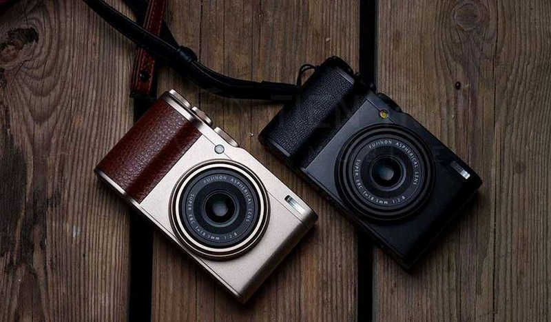 Fujifilm XF10 | Compact APS-C | 24MP | Lens 28mm F2.8