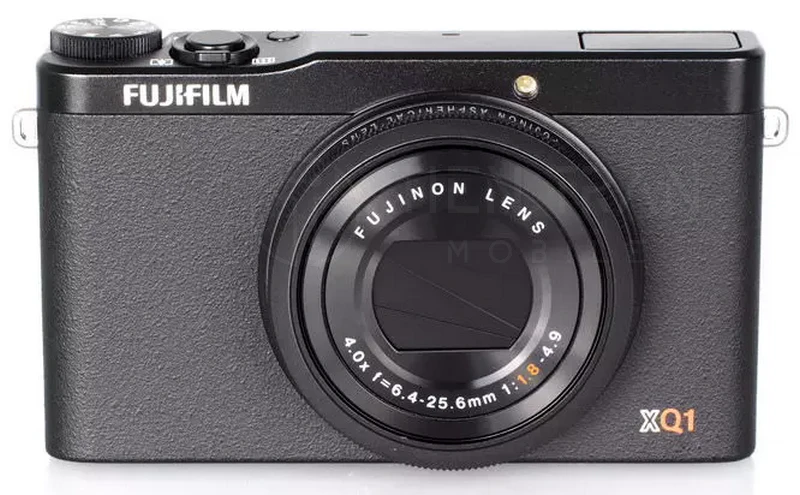 Fujifilm XQ1 | Compact 2/3" | 12MP | Lens F1.8-4.9