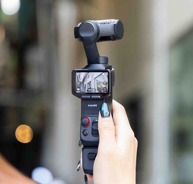Insta360 Luna Ultra Creator Bundle Chính Hãng Mới Nhất