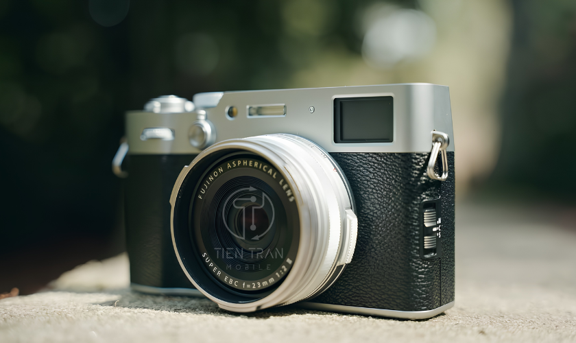 Điểm Tương Đồng Nổi Bật Giữa Fujifilm X-T5 Và Fujifilm X100VI