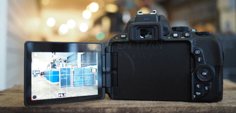 Nikon D5500 | DSLR APS-C | 24.2MP | Màn Hình Cảm Ứng
