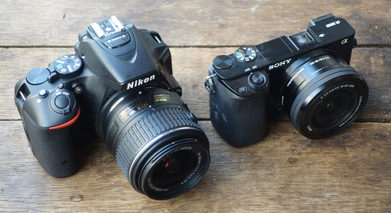 Nikon D5500 | DSLR APS-C | 24.2MP | Màn Hình Cảm Ứng