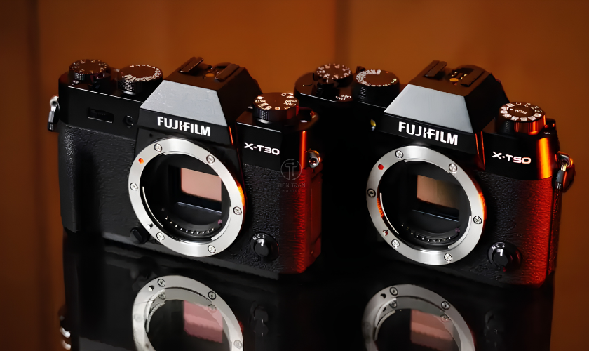 Fujifilm X-T50 với Fujifilm X-T30 II