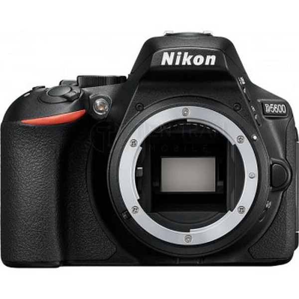 Nikon D5600 | DSLR APS-C | 24.2MP | Full HD