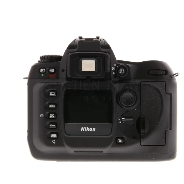 Nikon D100 | DSLR APS-C | CCD 6.1MP | 3fps