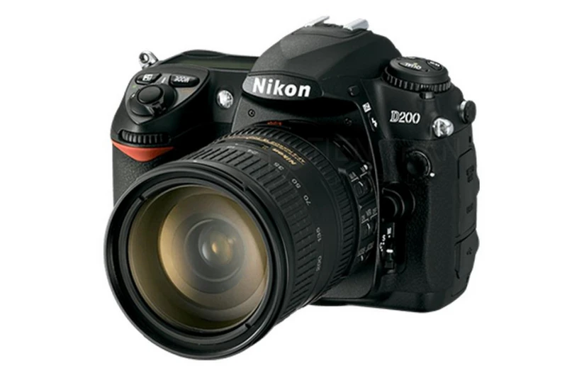 Nikon D200 Cũ | DSLR APS-C | CCD 10.2MP | 5fps | Bền Bỉ