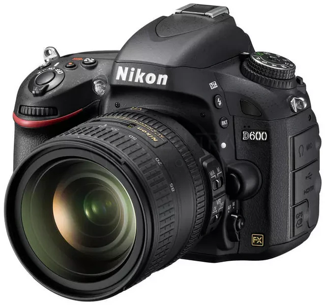 Nikon D600 | DSLR Full Frame | 24.3MP | ISO 25600
